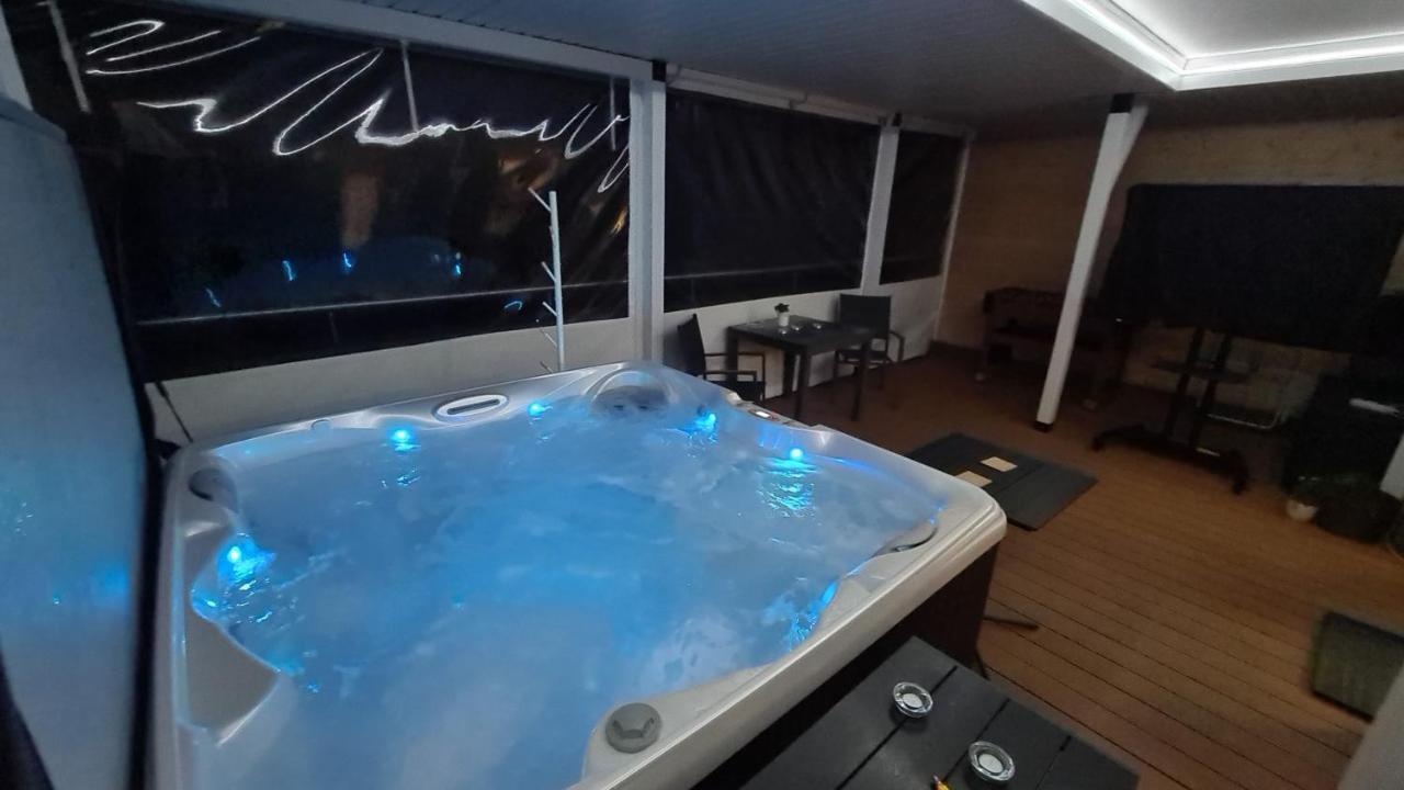 Apartament - Jacuzzi Rzeszów Extérieur photo